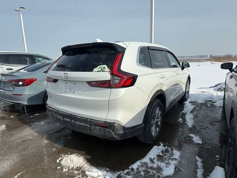 Used 2025 Honda CR-V EX image 4