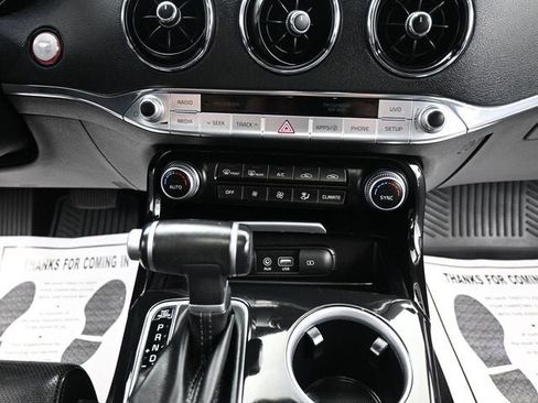 Used 2019 Kia Stinger AWD/4WD image 22