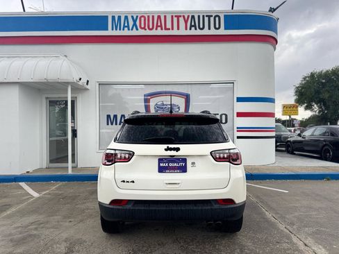 Used 2018 Jeep Compass Latitude w/ Popular Equipment Group AWD/4WD image 30