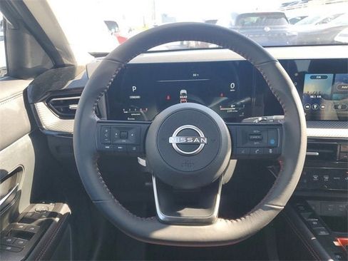 New 2025 Nissan Kicks SR image 9