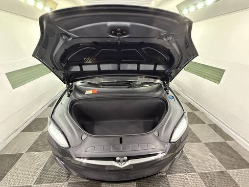 Used 2017 Tesla Model X 75D AWD/4WD image 35