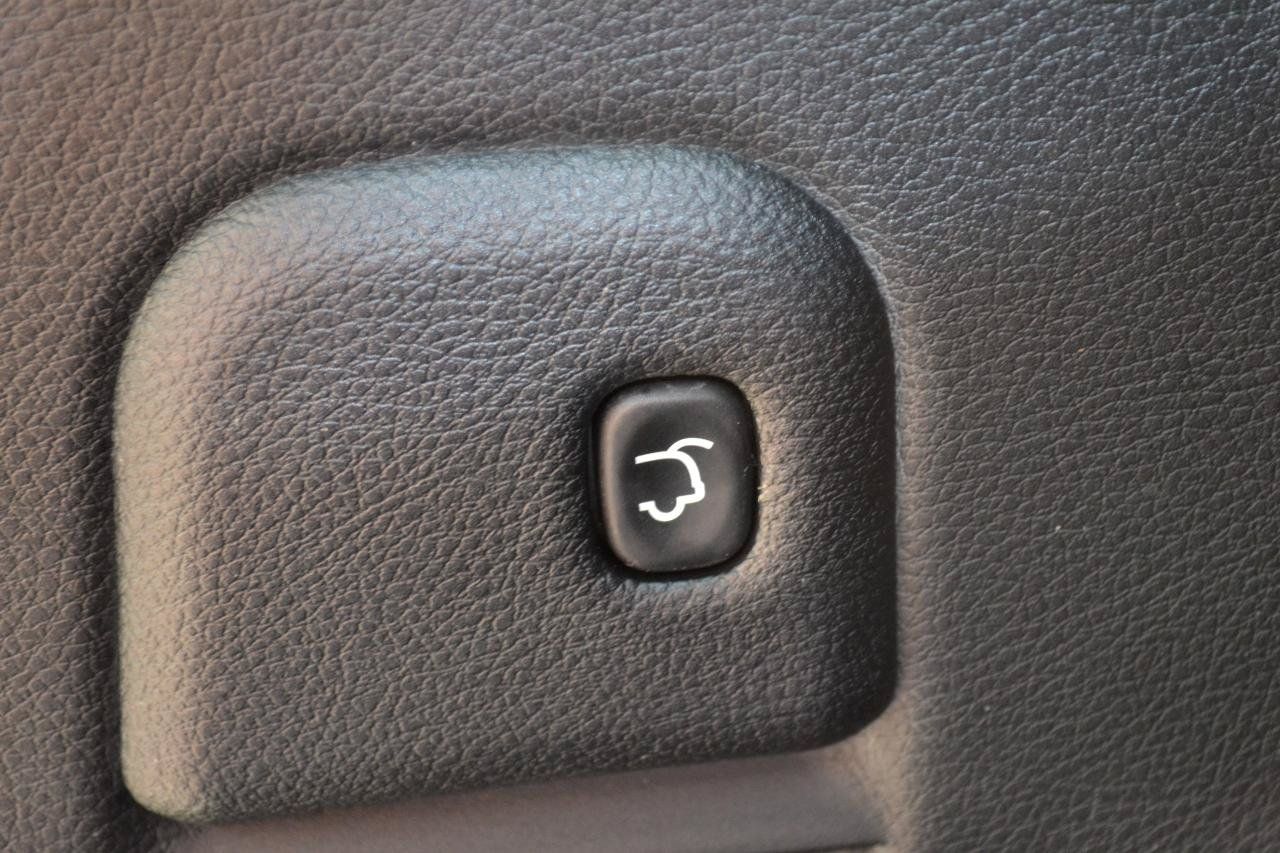 Used 2015 Jeep Grand Cherokee Limited AWD/4WD image 10