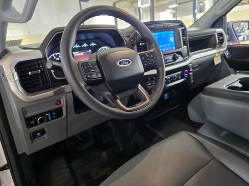 Used 2023 Ford F150 XL w/ Trailer Tow Package image 27