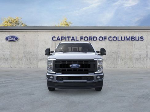 New 2026 Ford F250 XL w/ XL Chrome Package AWD/4WD image 2