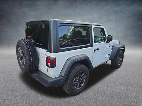 Used 2024 Jeep Wrangler Sport AWD/4WD image 10