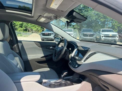 Used 2024 Chevrolet Malibu LT FWD image 36
