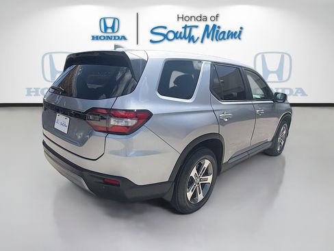 Certified 2024 Honda Pilot EX-L image 7