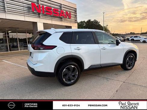 Certified 2024 Nissan Rogue SV image 6
