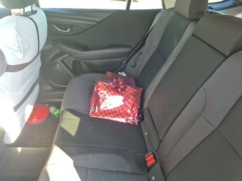 Used 2020 Subaru Outback Premium image 26