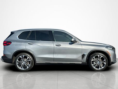 Used 2024 BMW X5 sDrive40i w/ Parking Assistance Package RWD image 6