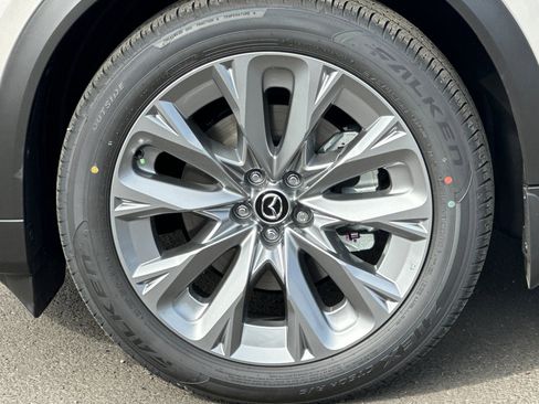 New 2026 MAZDA CX-90 Plug-In Hybrid w/ Preferred image 35