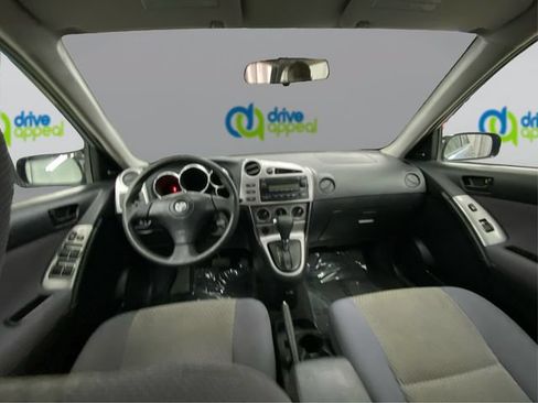 Used 2006 Toyota Matrix AWD image 28