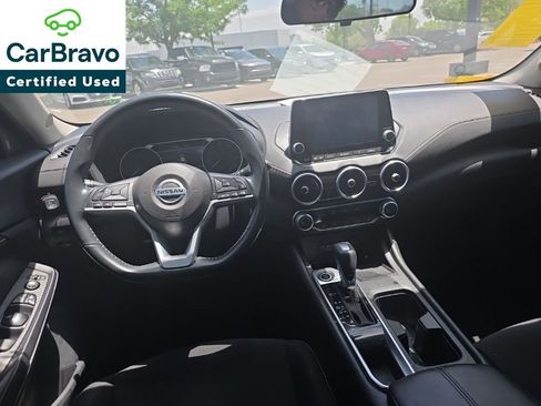 Used 2022 Nissan Sentra SV FWD image 15