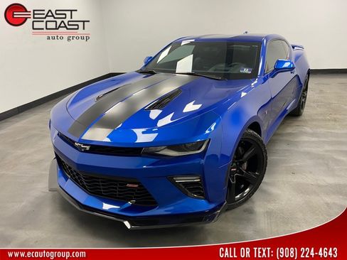 Used 2016 Chevrolet Camaro SS RWD image 1