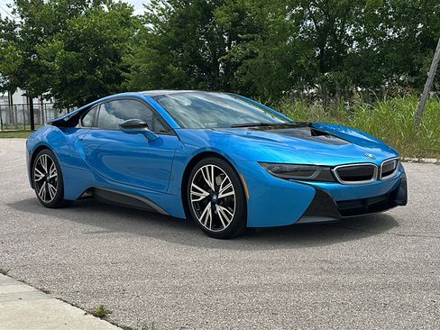 Used 2015 BMW i8 AWD/4WD image 10