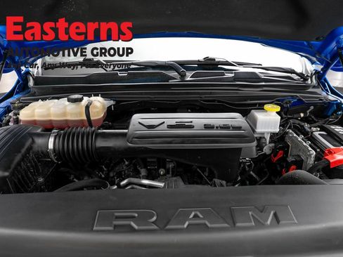 Used 2022 RAM 1500 Big Horn AWD/4WD image 7