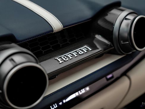 Used 2022 Ferrari 812 GTS RWD image 83