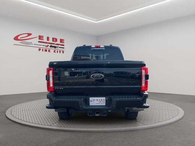 Used 2023 Ford F250 Lariat w/ Lariat Ultimate Package AWD/4WD image 9