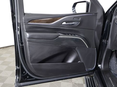 Used 2023 Cadillac Escalade Sport Platinum AWD/4WD image 31