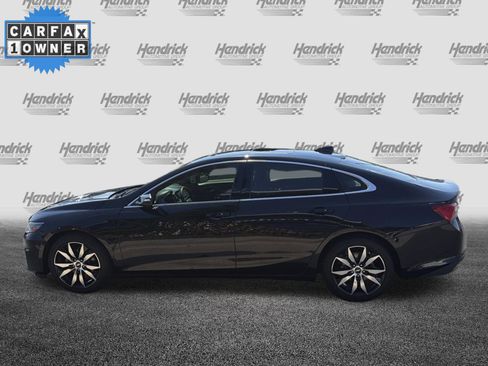 Used 2017 Chevrolet Malibu LT w/ Leather Package FWD image 7