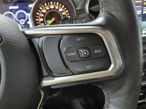 Certified 2019 Jeep Wrangler Unlimited Sahara image 41