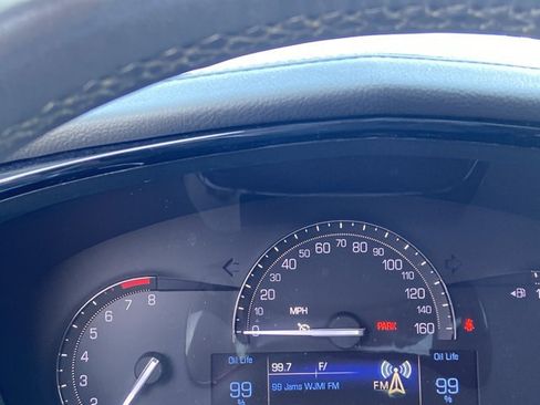 Used 2017 Cadillac XT5 Luxury w/ LPO, Wheel Lock Package FWD image 25