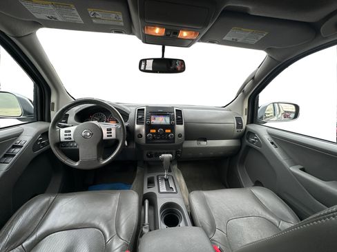 Used 2018 Nissan Frontier SV AWD/4WD image 11