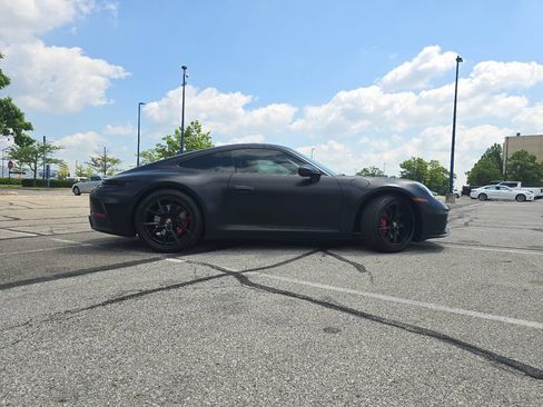 Used 2025 Porsche 911 Carrera RWD image 16