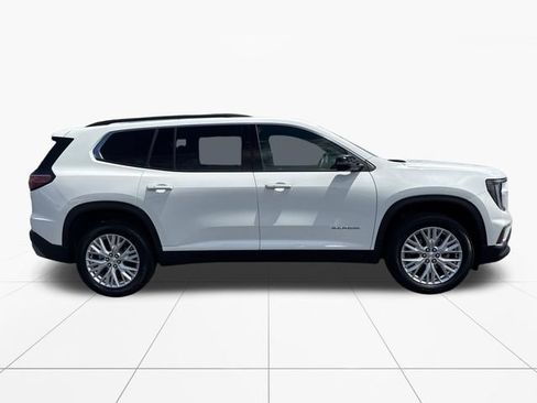 Used 2026 GMC Acadia Elevation w/ Elevation Premium Package FWD image 7
