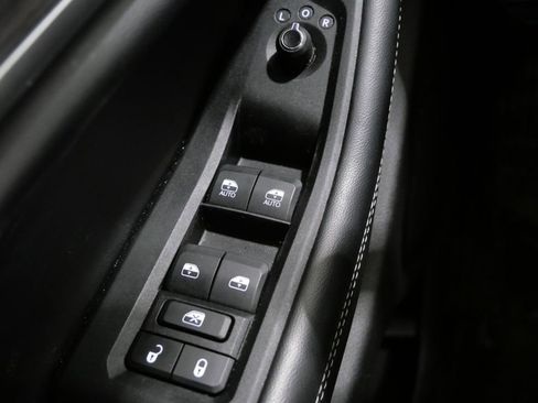 Used 2024 Jeep Grand Cherokee L Limited w/ Luxury Tech Group II image 14