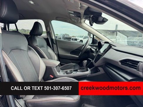 Used 2024 Subaru Crosstrek 2.5i Limited AWD/4WD image 11