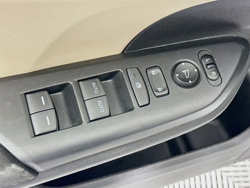 Used 2020 Honda Civic LX image 15