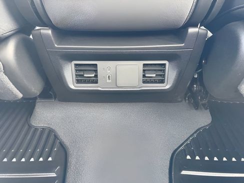 Used 2024 Chevrolet Silverado 1500 Custom AWD/4WD image 15