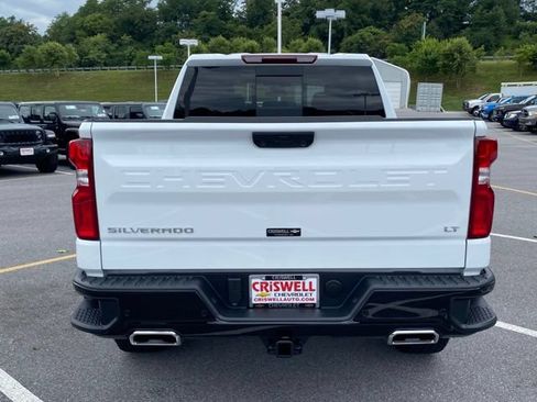 Used 2026 Chevrolet Silverado 1500 LT Trail Boss w/ LT Trail Boss Premium Package AWD/4WD image 4