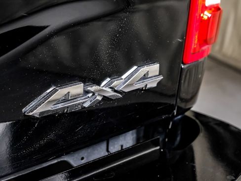 Used 2019 RAM 2500 Limited AWD/4WD image 49