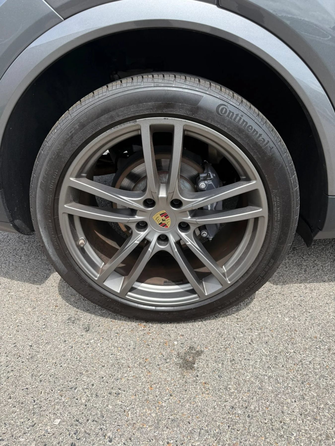 Used 2021 Porsche Cayenne AWD/4WD image 11