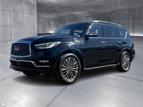 Used 2021 INFINITI QX80 Sensory w/ All-Season Package image 2