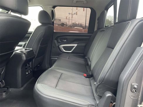 Used 2019 Nissan Titan PRO-4X w/ Pro-4x Utility Package image 11
