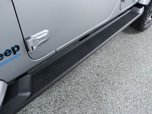 Used 2021 Jeep Wrangler Unlimited Sahara image 13