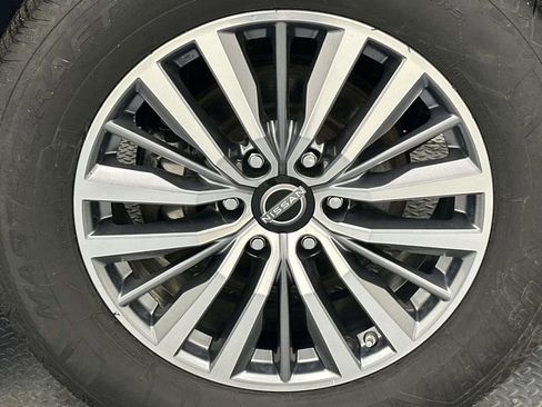 Used 2022 Nissan Armada SL image 25