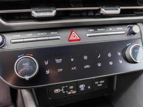 New 2025 Hyundai Sonata Limited image 20