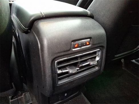 Used 2022 Lincoln Corsair AWD w/ Premium Package image 11