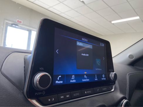 Used 2021 Nissan Sentra SV image 21