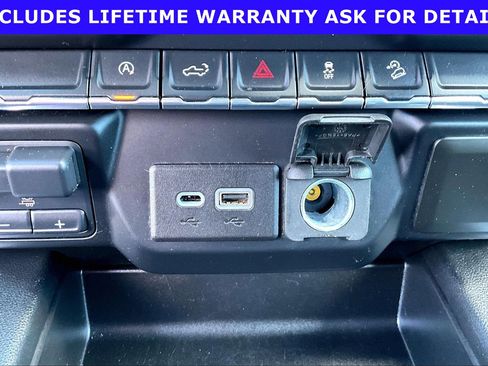 Used 2021 Chevrolet Silverado 1500 LT Trail Boss w/ Bed Protection Package AWD/4WD image 27
