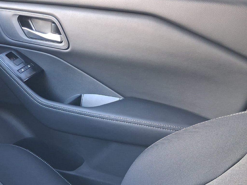 New 2026 Nissan Rogue SV FWD image 26
