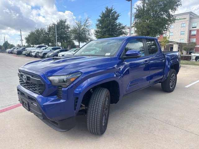Used 2024 Toyota Tacoma TRD Sport w/ TRD Sport Premium Package RWD image 6