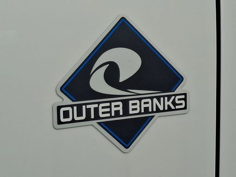 New 2025 Ford Bronco Outer Banks image 12