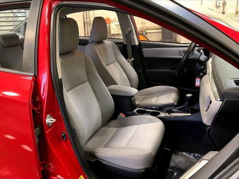 Used 2014 Toyota Corolla LE image 7