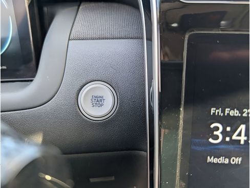 Used 2024 Hyundai Tucson Limited image 20