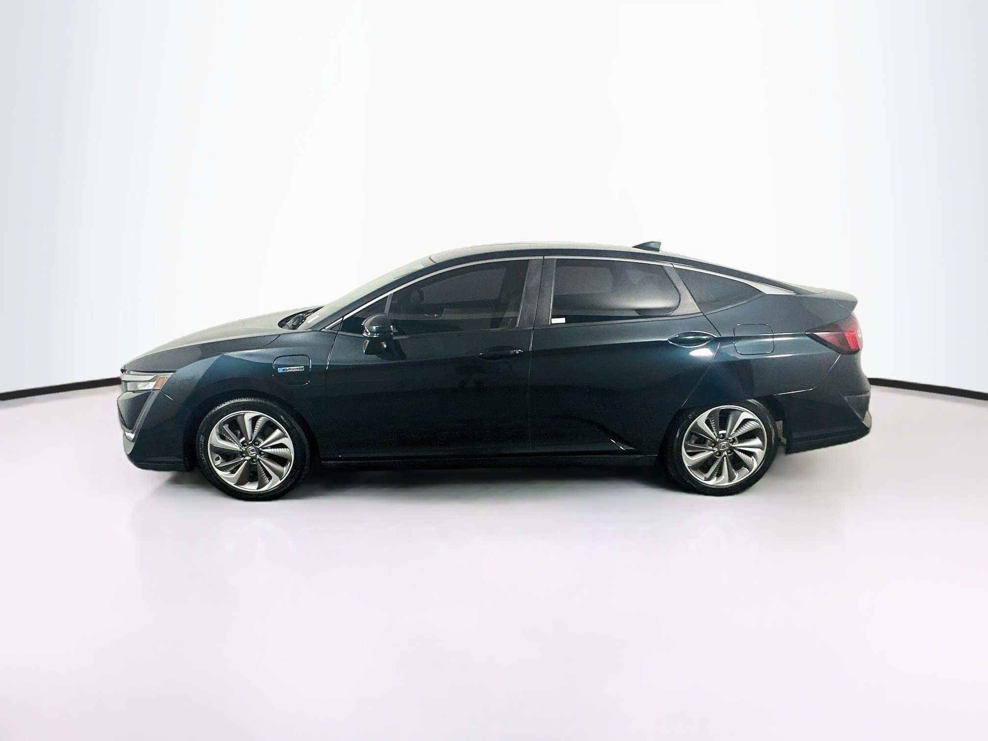Used 2019 Honda Clarity Plug-In Hybrid image 4
